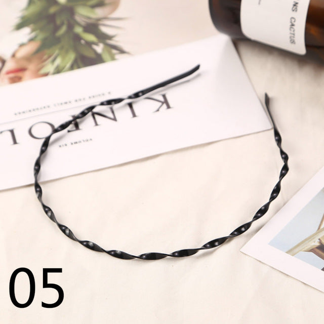 Wave Shape Black Hair Clips