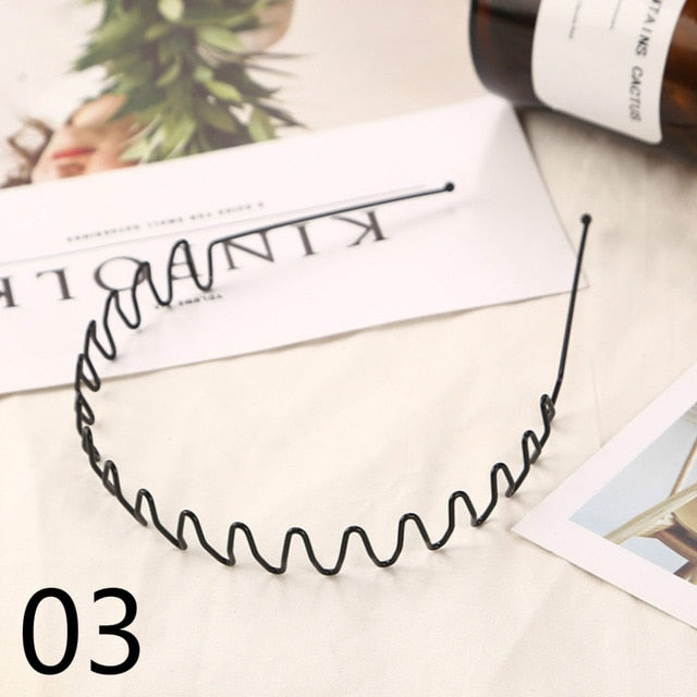 Wave Shape Black Hair Clips